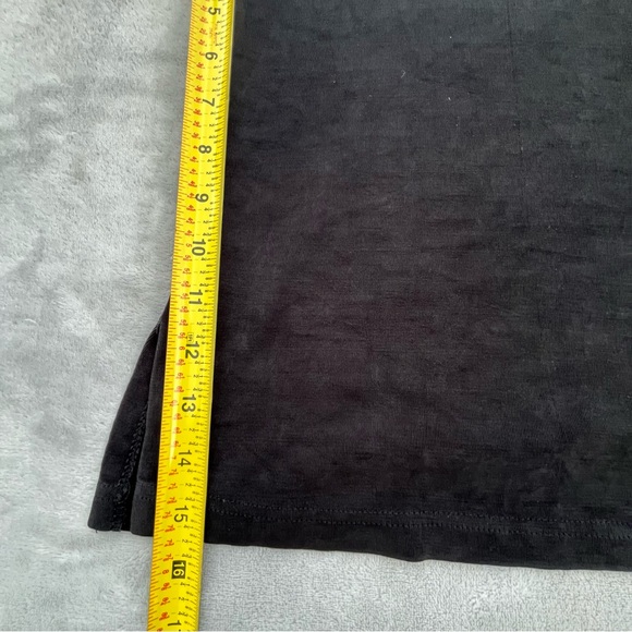 Artex Collection Elephant Black Sleeveless Top - Picture 6 of 8